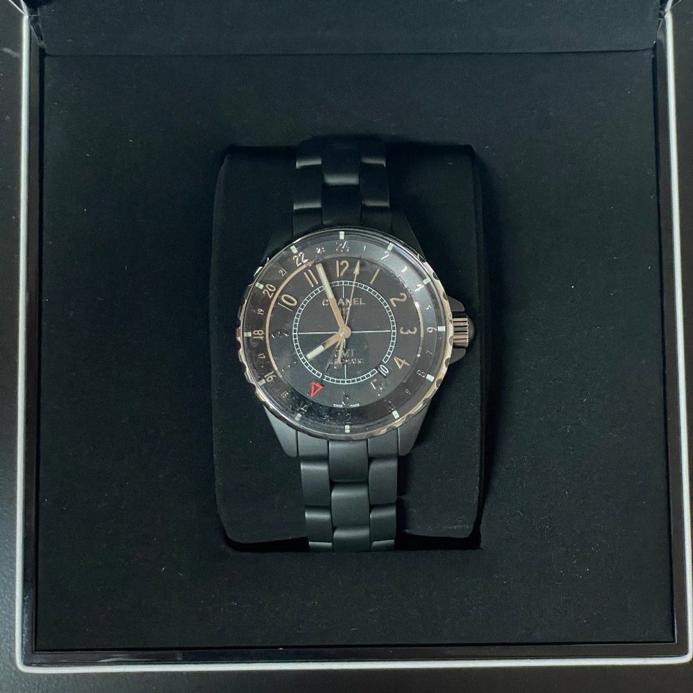 ❌ SOLD ❌ CHANEL GMT Automatic Unisex J12 Ceramic Watch 41mm Matt Black Calibre - Picture 9 of 15